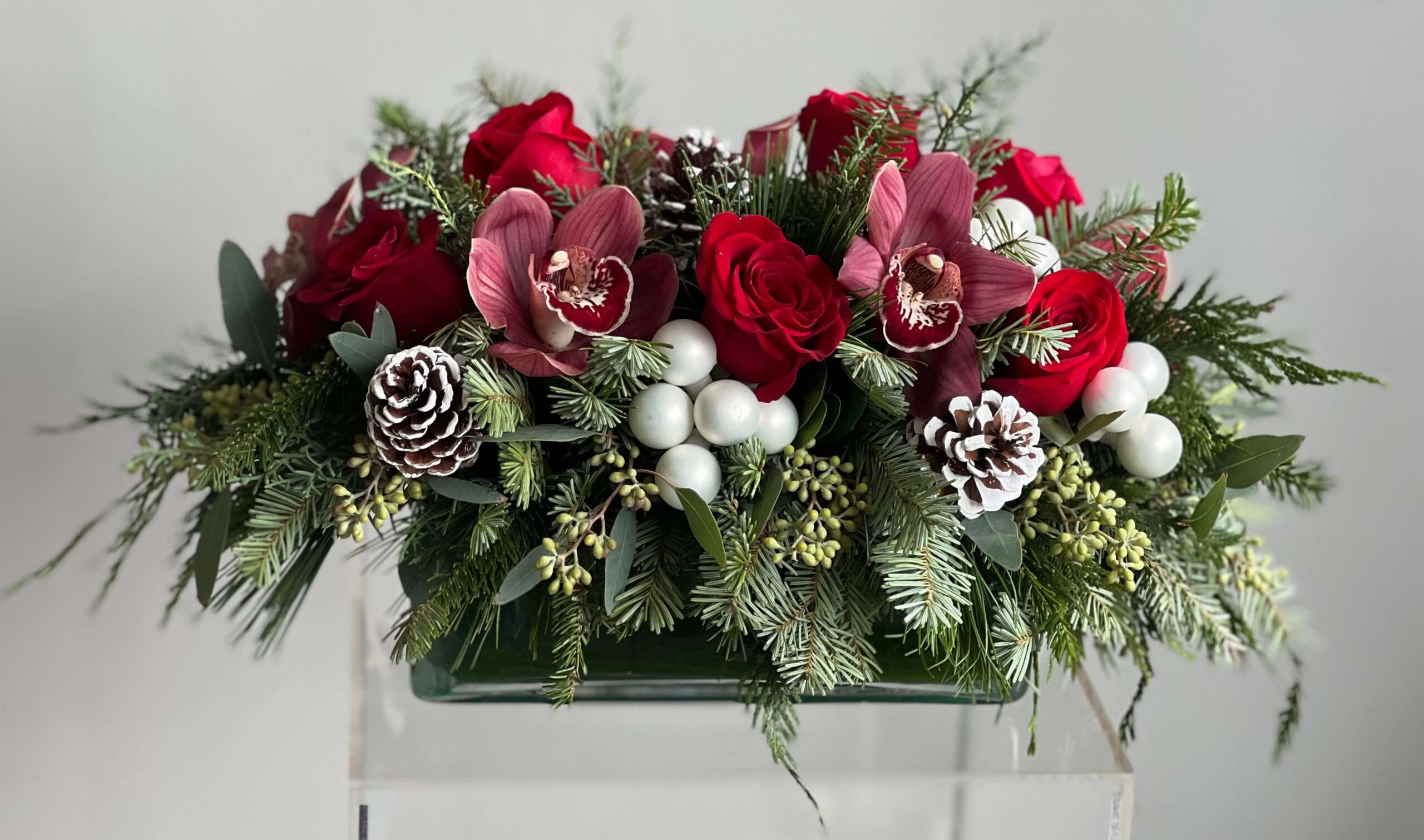 Christmas Floral Arrangements Mississauga | Holiday Centerpiece Ideas